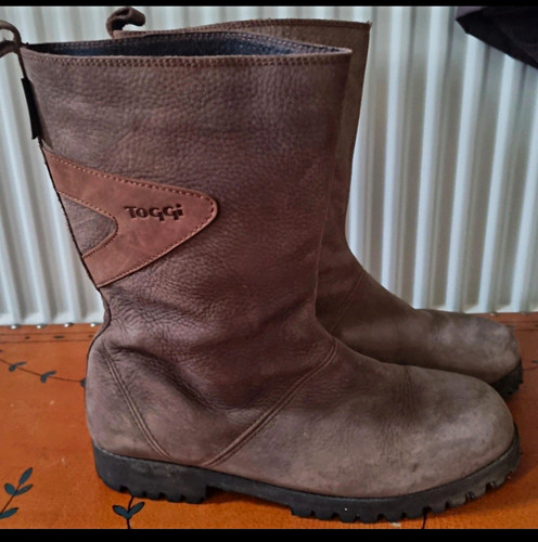 Toggi brown leather - brown, waterproof