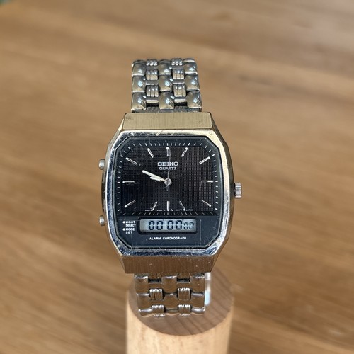 Seiko digital chronograph - seiko,