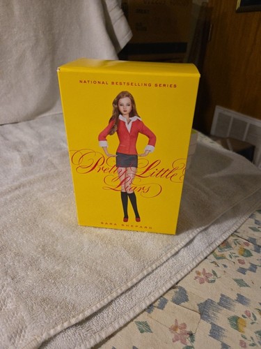 New pretty little liars box - pretty,