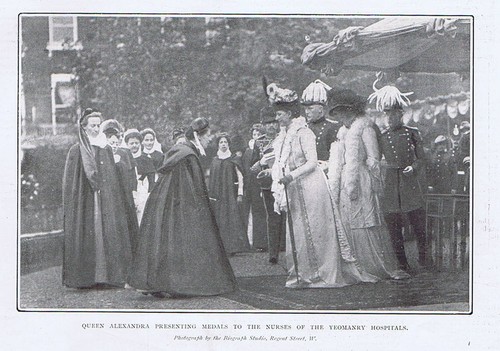 Queen alexandra giving - queen,