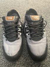 Y-3 Sprint Trainers In A Black