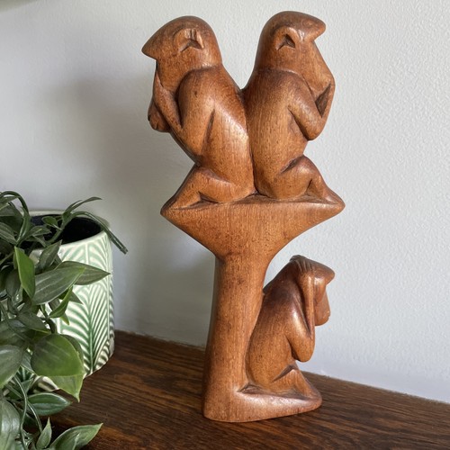 Hand carved three wise - hand,