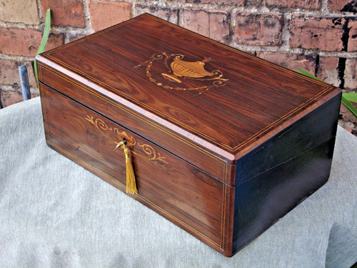 Rosewood writing slope with - rosewood,