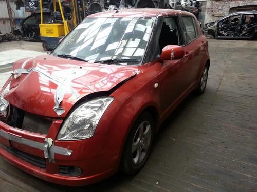 Suzuki swift 5dr - swift, petrol
