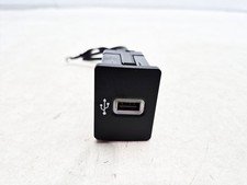 FORD PUMA MK2 USB POWER PORT SOCKET OUTLET HS7T-14F014-AE 2024