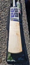 OILED & KNOCKED IN SS TON MASTER 99 ENGLISH WILLOW CRICKET BAT