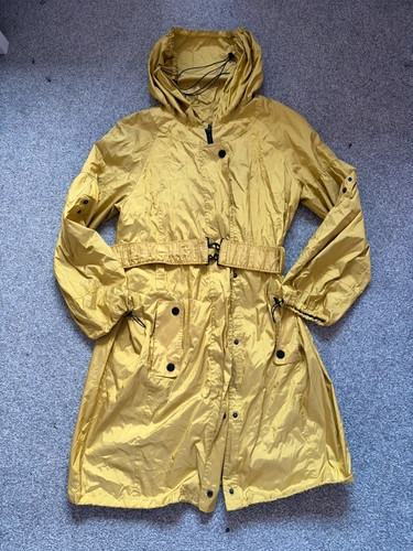 Concept yellow belted - concept, uk