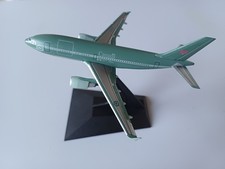 Dragon Wings Airliner 1:400