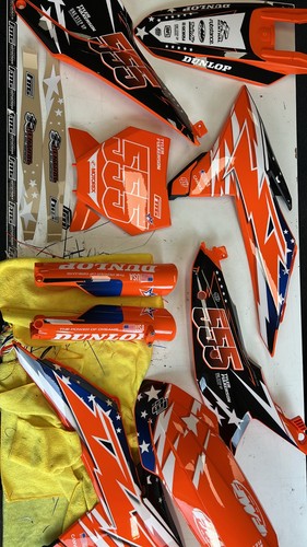 Custom graphics plastics - graphics, &