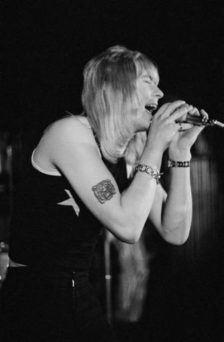 Singer brian connolly - singer,