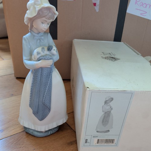 Nao lladro girl with - girl,