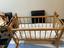 Dolls Cot
