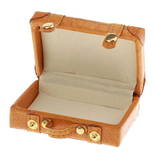 Old fashioned small suitcase - suitcase, /