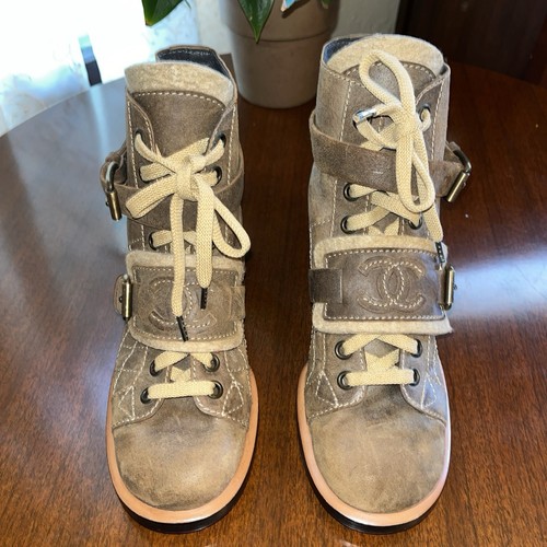Chanel suede leather - chanel, cc