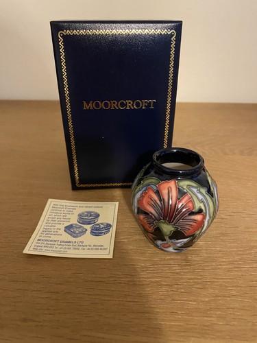 Moorcroft miniature vase - moorcroft,