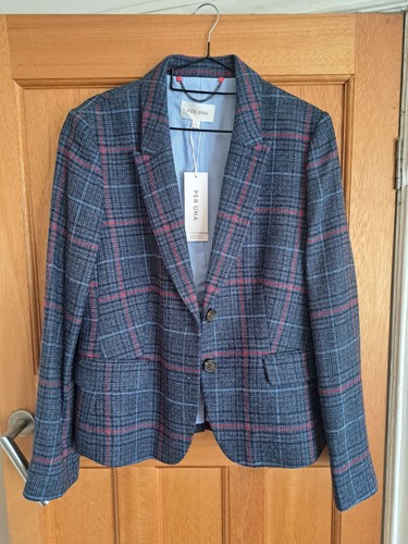 Pure new wool - ,