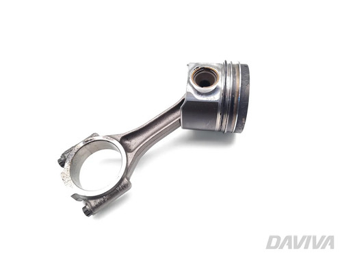 Passat engine piston with - passat,
