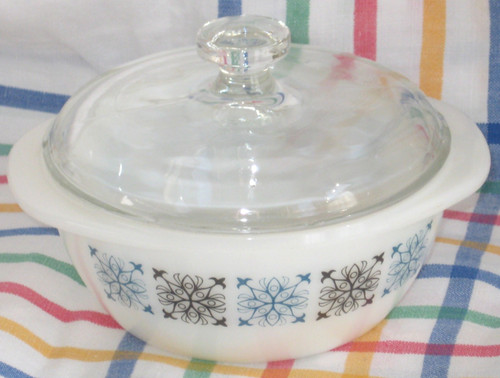 Pyrex mini casserole dish - pyrex,