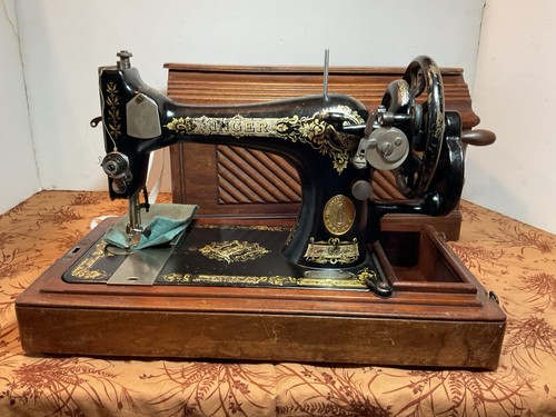Vintage singer hand - vintage, crank