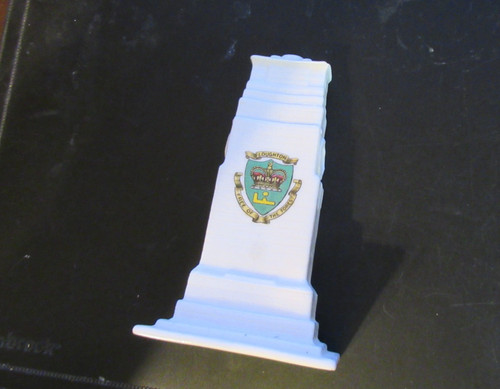 Loughton crest ww1 era goss - crest,