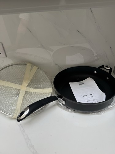 Bialetti frying pan with lid - with,