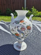 Wedgwood Kutani Crane 9" Bone