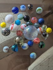 Collection of 30 old vintage