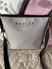 Radley London Addison Gardens