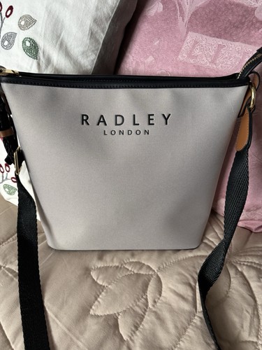 Radley london addison gardens - addison,