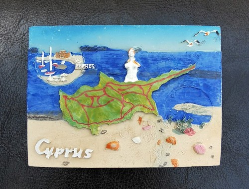 Fridge magnet souvenir - fridge, 3d