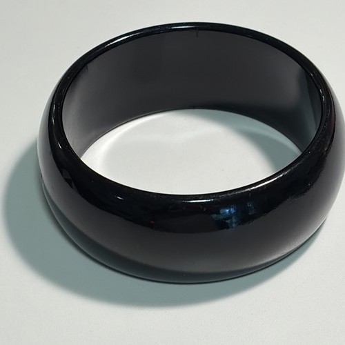 Genuine whitby jet smooth cuff - jet,