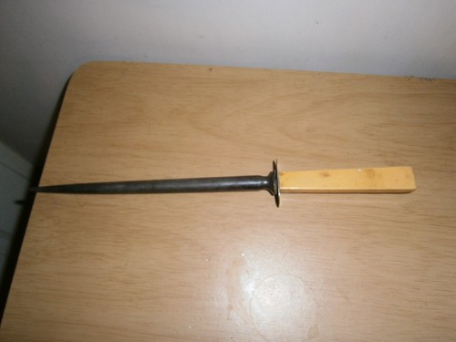 Vintage knife sharpener cast - vintage, sharpener.