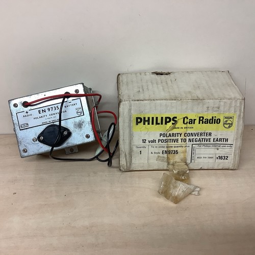 Classic car philips radio - car,