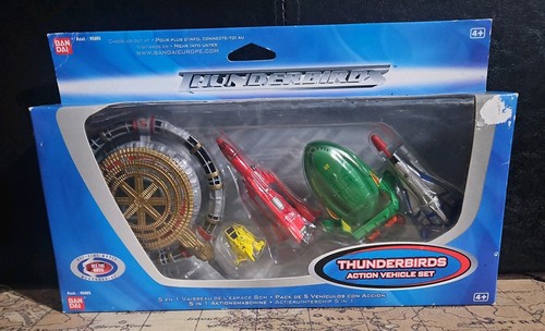 Bandai thunderbirds 2004 - thunderbirds,