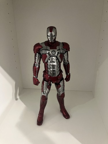 Hot toys iron man - mk5, re