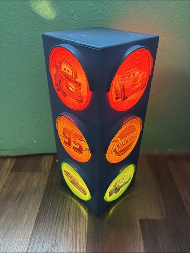 Disney pixar cars traffic - cars,