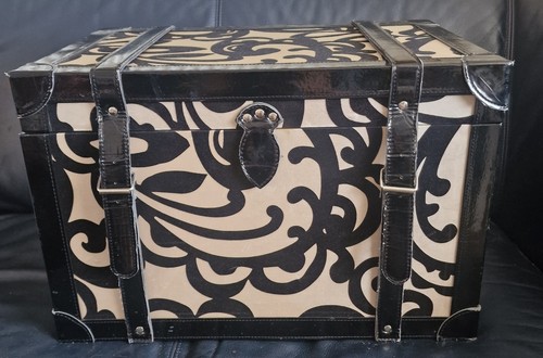 Vintage baroque style - baroque, storage