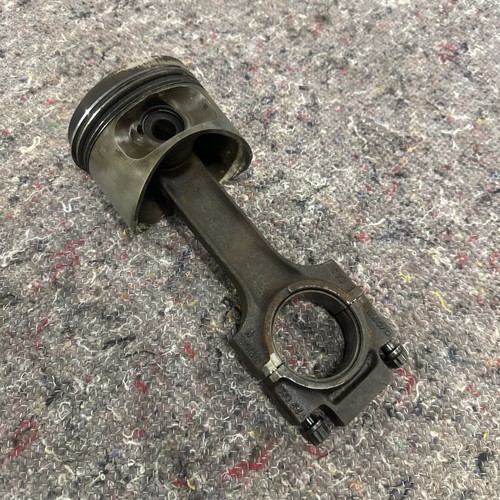 Bmw e21 323i m20b23 piston - e21,
