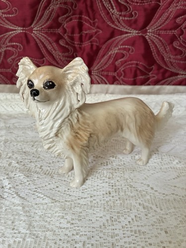 Lenham pottery chihuahua - lenham,