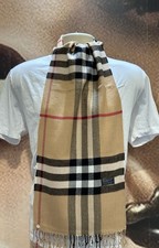 Burberry Vintage Genuine Scarf