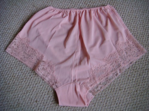 Vintage charnos pretty - charnos,