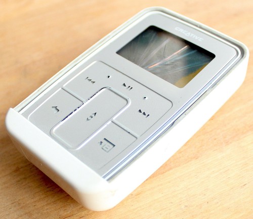 Creative zen mp3 player - creative,