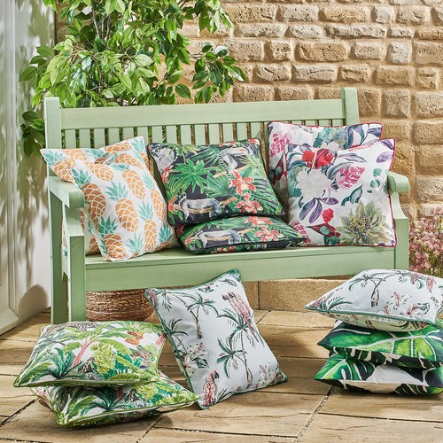 Water resistant garden scatter - resistant,