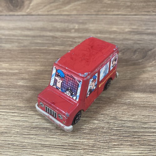 Postman pat red delivery van - pat,