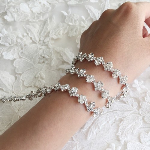 Rhinestone diamante wavy - rhinestone,