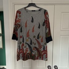 Pretty Ladies Tunic  Top Size