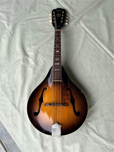 Vintage late 1930 gibson - late,