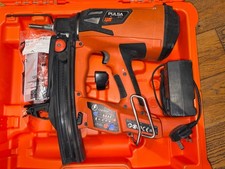 Spit Pulsa 27E Nail Gun with Battery, Charger and carry Case