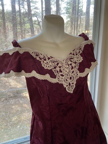 Vintage 80s 90s lace - 80s/90s, brocade