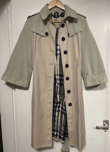 Burberry trench coat - , –